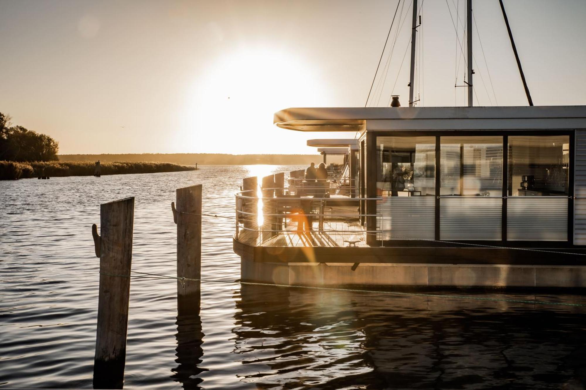 Floatinghouses Peenemuende Eksteriør bilde