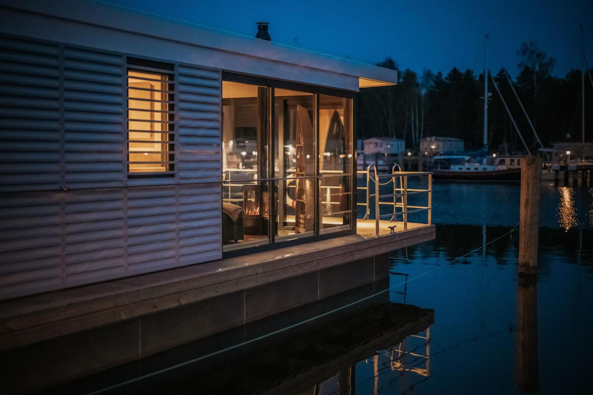 Floatinghouses Peenemuende Eksteriør bilde