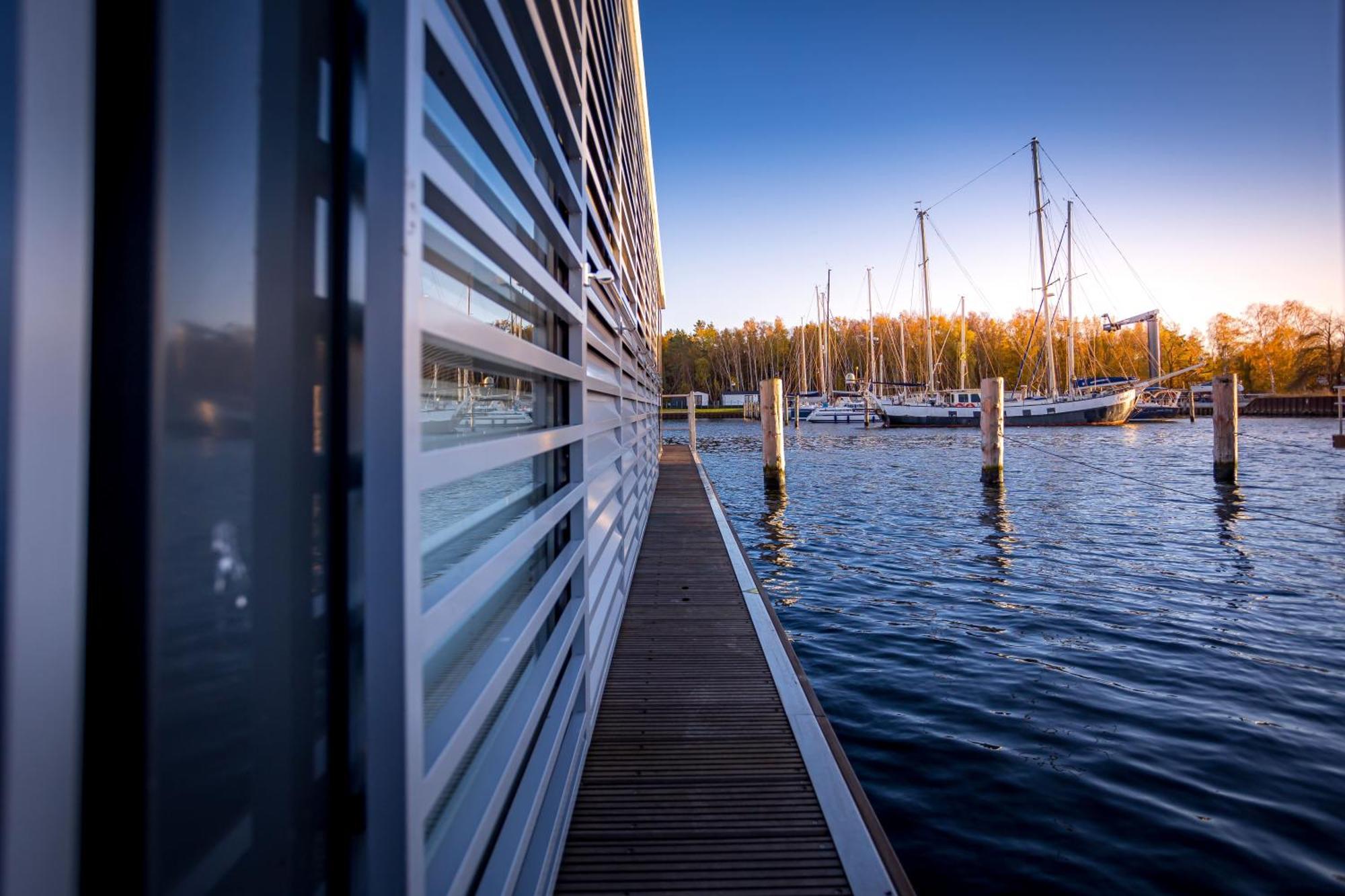 Floatinghouses Peenemuende Eksteriør bilde
