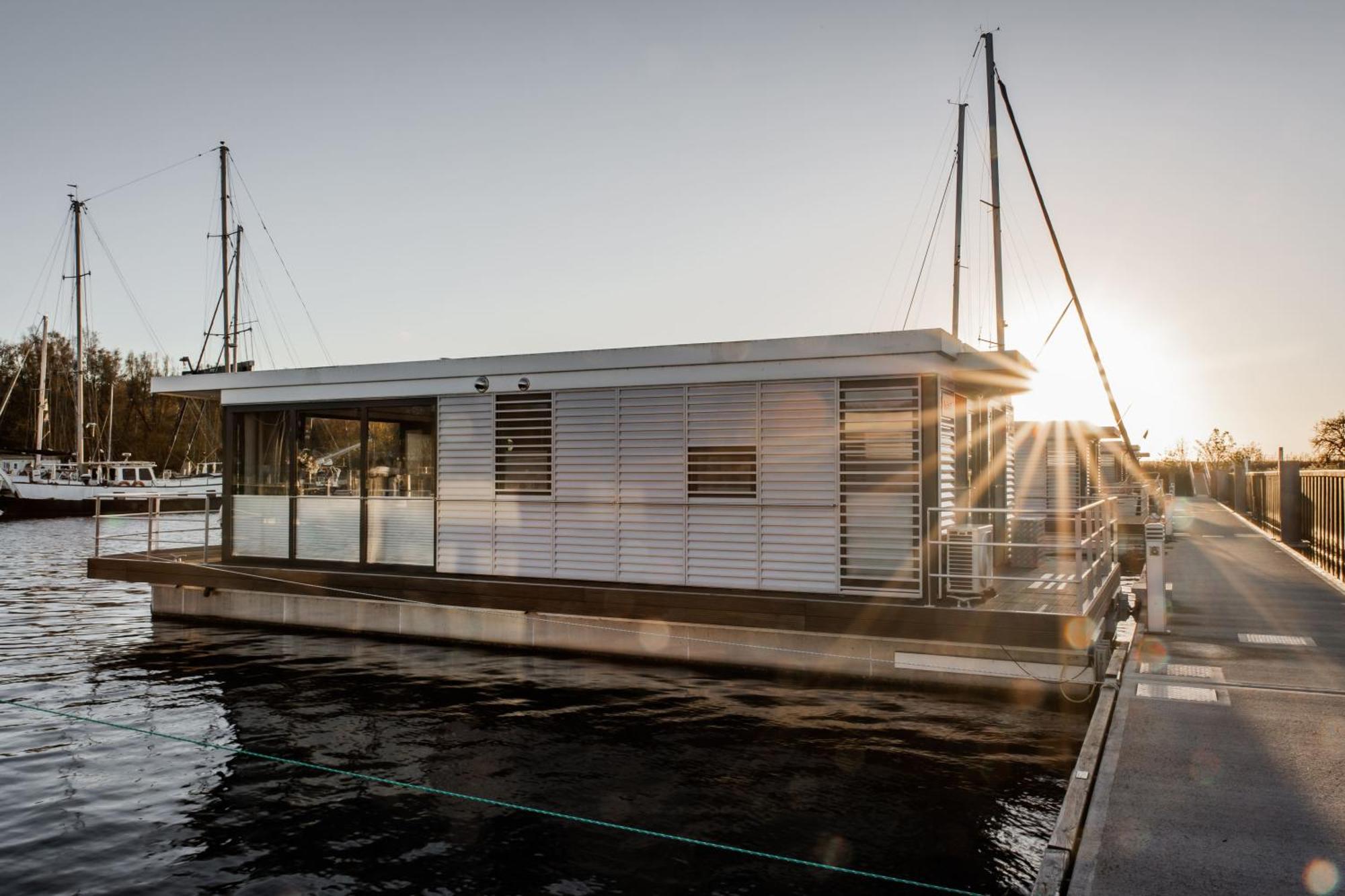 Floatinghouses Peenemuende Eksteriør bilde